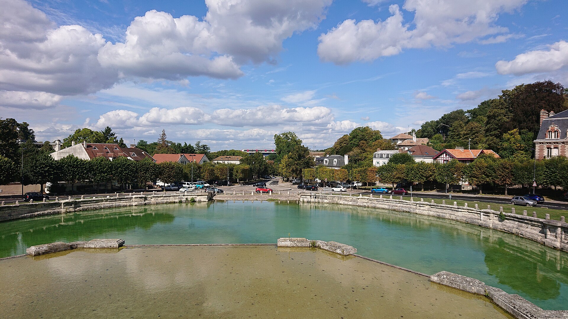 Vue de Marly