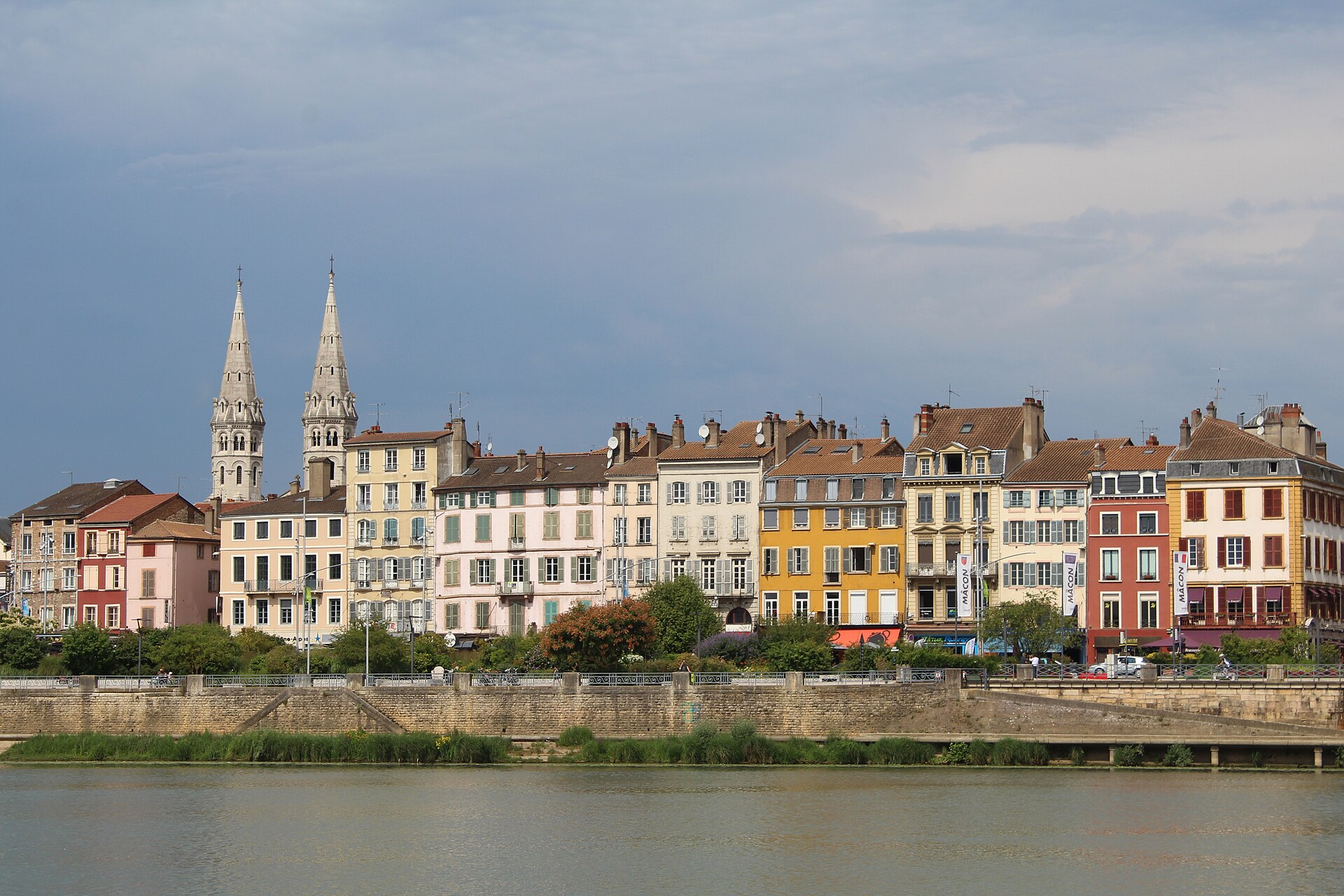 Vue de Mâcon