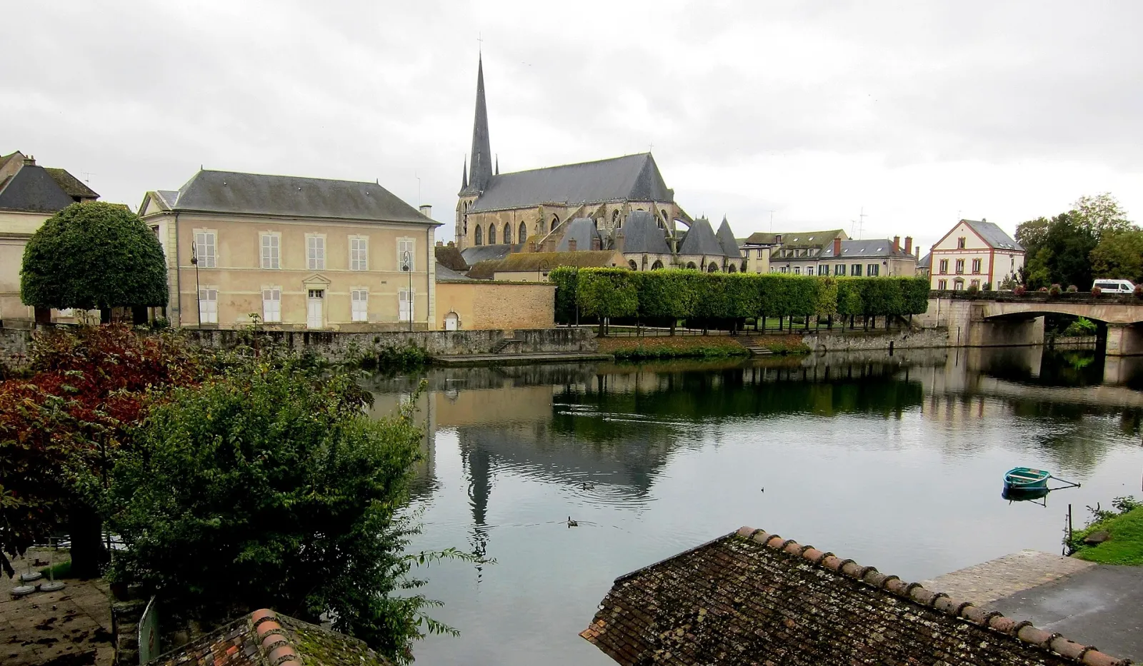 Vue de Nemours