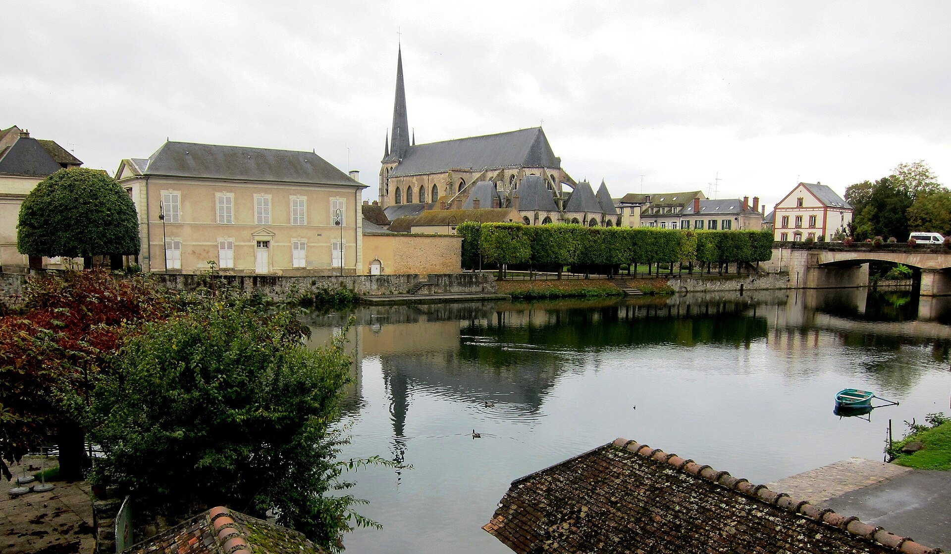 Vue de Nemours
